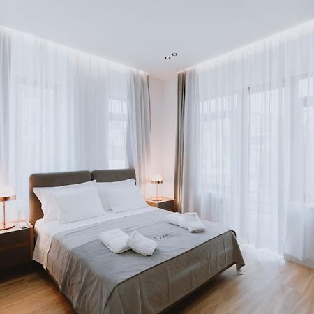 Dyrmo Hotel Берат Экстерьер фото
