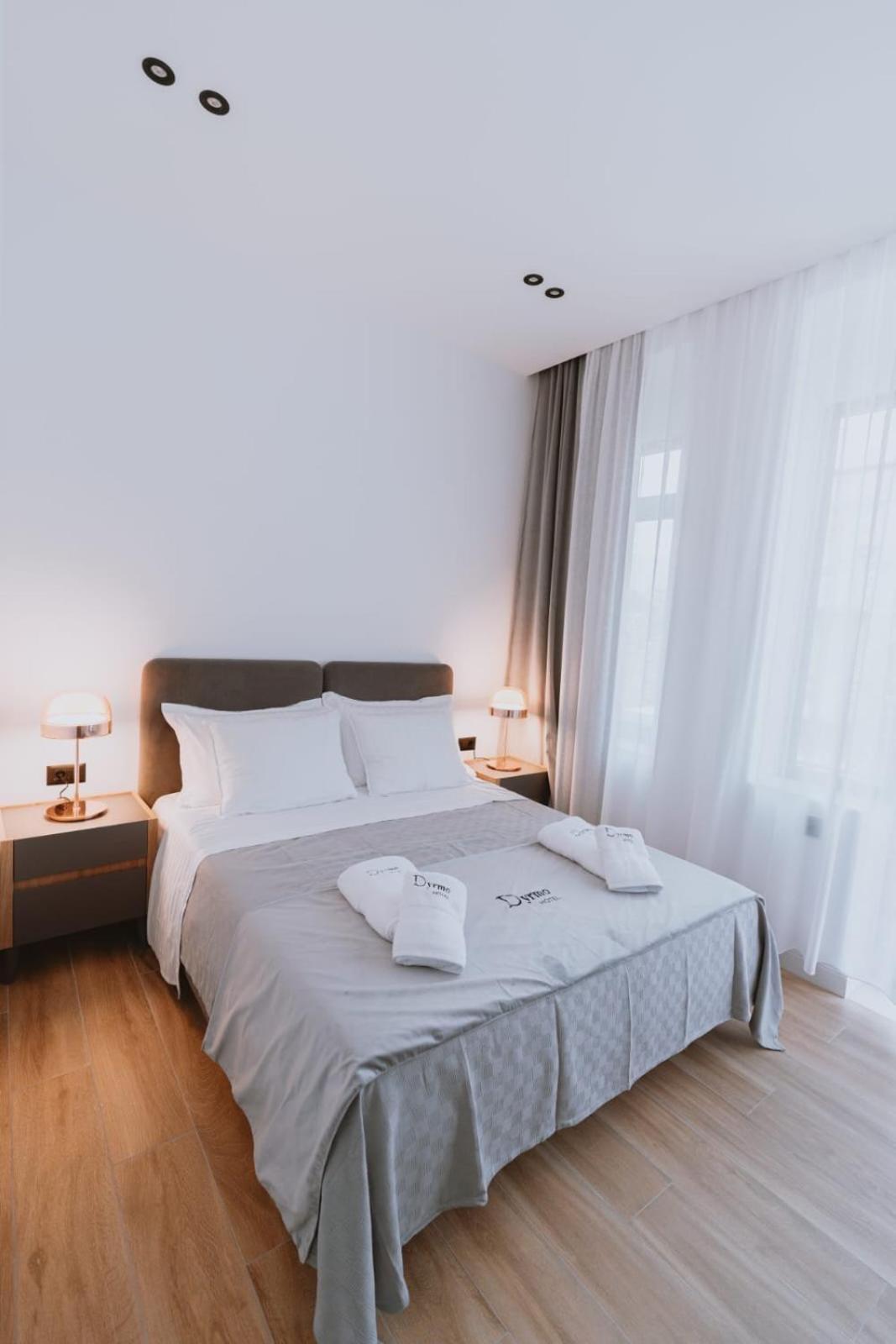 Dyrmo Hotel Берат Экстерьер фото